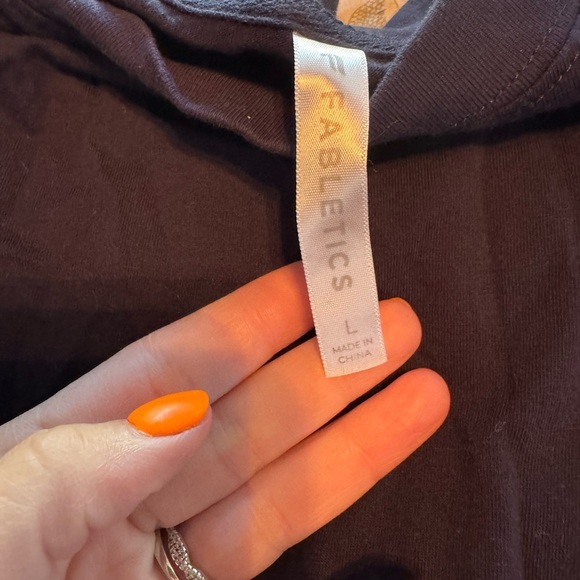 Fabletics top - Picture 4 of 5